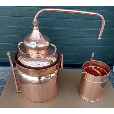 Copper Bain Marie Distiller 25 litres  Thermometer included