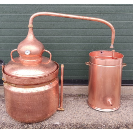 Copper Bain Marie Distiller 80 litres  thermometer included