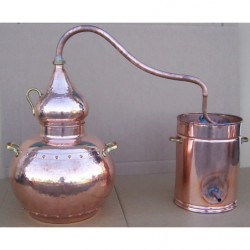 Alambic traditionnel 50 litres  avec thermométre, alcoométre, grille de cuivre, brûleurs à gaz