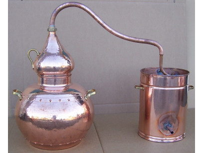 Alambic traditionnel 50 litres  avec thermométre, alcoométre, grille de cuivre, brûleurs à gaz