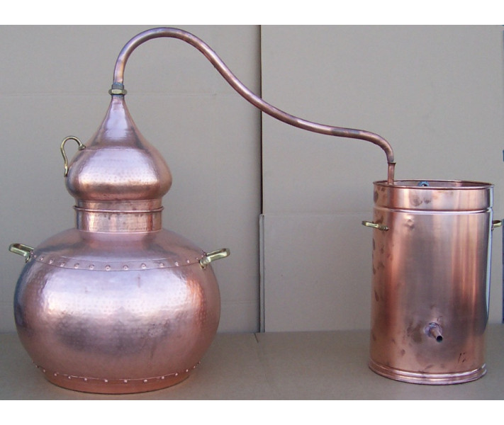 Alambic en cuivre traditionnel de 200 litres